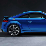 Így száguld egy 625 lóerős Audi TT RS a német autópályán