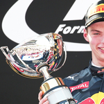 Eldőlt Max Verstappen sorsa a Red Bullnál