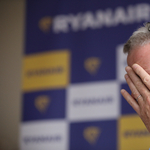 Öt órát vártak Londonban a Ryanair budapesti járatára az utasok, mire törölték