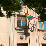 Karácsony Gergely kiteszi a Pride-zászlót a budapesti városházára