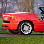 BMW Z1-ből sem sok készült, hát még az Alpina változatából, és most eladó egy