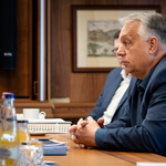Orbán rendkívüli gazdasági egyeztetésre hívta minisztereit, de végül csak a rezsicsökkentés miatt aggódott