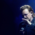 Bono a kormánypárti sajtóban lassan botfülű pedofillá válik