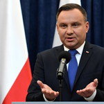 Andrzej Duda: Tömegpusztító fegyverek orosz bevetése fordulatot hozhat a NATO hozzáállásában