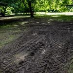 Ez maradt a Békemenet után a Margit-szigeten – fotók