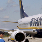 Két hónapig nem kell fizetni a járatmódosításokért a Ryanairnél