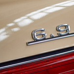 50 éves a legenda, az első Mercedes S-osztály 6,9 literes csúcsmodellje