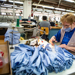 A maszkgyártás sem megoldás: megszűntek a hazai ruhagyártók bevételei