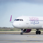 Repülési időben dohányzott az utas, rendőrök lepték el a Wizz Air járatát Budapesten