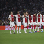 Félórás tizenegyespárbaj után jutott tovább az Ajax az Európa-liga selejtezőjében