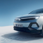 Ilyen Opel eddig még nem volt, 325 lóerővel hódít az újdonság