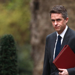 Gavin Williamson, a kollégáit megalázó kabinetminiszter Rishi Sunak kormányának első távozója