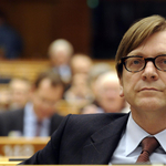 Alaptörvény 2.0: Barrosót kéri Verhofstadt, hogy vesse fel az EU-csúcson a magyar helyzetet