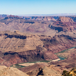 Lezuhant a Grand Canyonról, összetörte magát, de túlélte a zuhanást egy 13 éves fiú