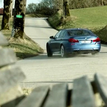 Így illik köszönteni a harmincéves BMW M5-öt – videó