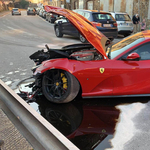 Nem volt jó ötlet az autómosóra bízni a Ferrari 812 Superfastot