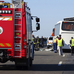 Rendőröket szállított az M5-ösön halálos balesetet szenvedett busz