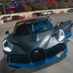 A Bugatti Divót is alaposan megizzasztja, ha egy Tesla az ellenfél – videó