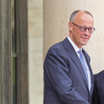 Párizsba vezetett az új német kancellár első útja, Macronnal találkozott