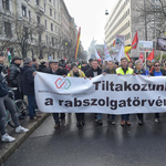 Még a fideszesek kétharmada is elítéli a „rabszolgatörvényt”