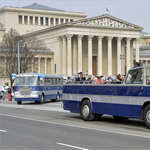 Száz éve utazunk buszon - akkor még le lehetett bárhol inteni az Andrássyn