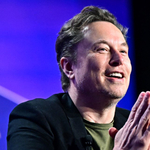 Elon Musk az év elején még büntette volna a kínai autókat, most pont az ellenkezőjét mondja