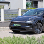 Teszten Magyarország legkelendőbb villanyautója, a cybertekintetű legfrissebb Tesla Model Y