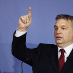 Orbán útját elhalasztották, felszólal a parlamentben