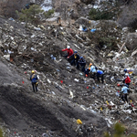 Germanwings-katasztrófa: Megkezdték a halottak hazaszállítását