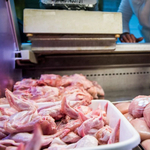 A sertéspestis mellékhatásaként nagyot drágul a csirkehús