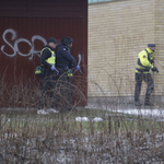 Lövöldözés volt egy svéd iskolában, öt embert meglőttek