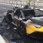 Szóval így gyulladt ki és égett le a világ egyik legkülönlegesebb Lamborghinije – videó