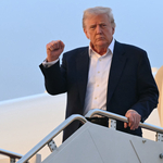 Donald Trump 1000 dollárt fizetne azoknak a bevándorlóknak, akik hazatoloncolják saját magukat