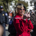 Jane Fonda rendőri intézkedés közben köszönte meg a BAFTA-díját