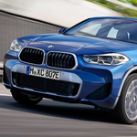 Itt a zöld rendszámos új BMW X2