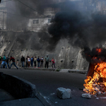 Már legalább 13 halottja van a venezuelai kormányellenes tüntetéseknek