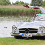 Nyugatnémet időgép: teszten a szuperritka sirályszárnyas Mercedes 300 SL