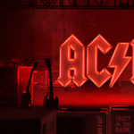 Itt az új AC/DC-dal