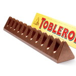 Megvan az európai szélsőjobboldal új ellensége, a Toblerone