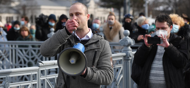 Egy miniszterelnök-jelölttel kevesebb: Ecsenyi Áron visszalép az előválasztástól