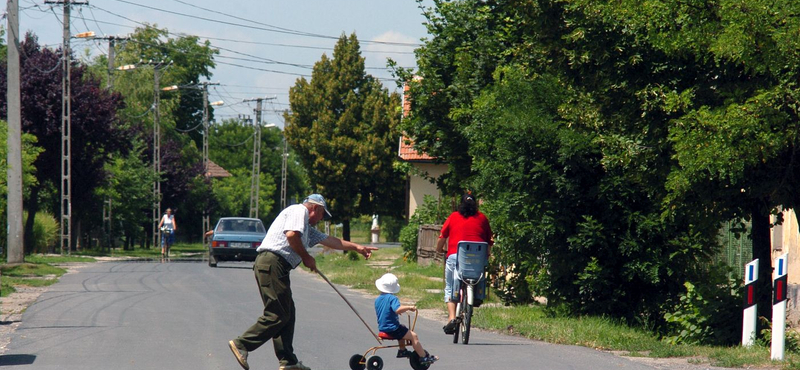 Uzsorásnak nézték a szeretetszolgálat mentorait