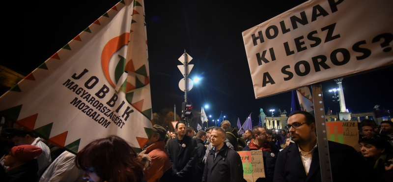 A Jobbik-tüntetés mérlege: Vona Gábor egy mezővel előre léphet