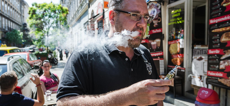 Betiltják az ízesített e-cigarettákat egy amerikai államban