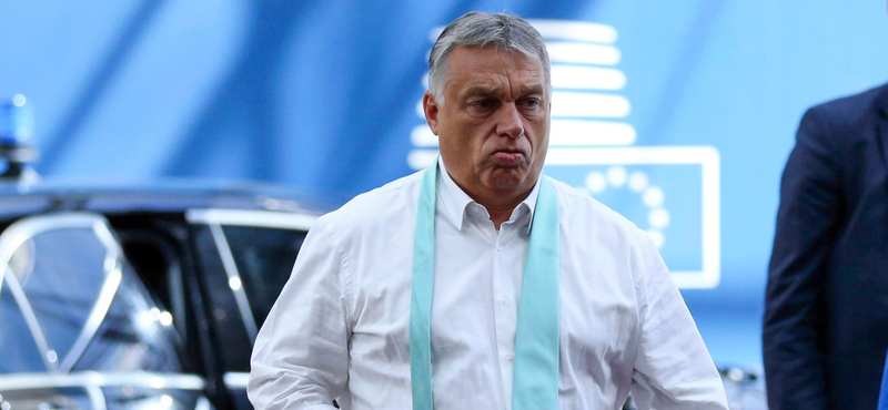 Orbán a tízéves pálinkafőzést ünnepelte Becsehelyen