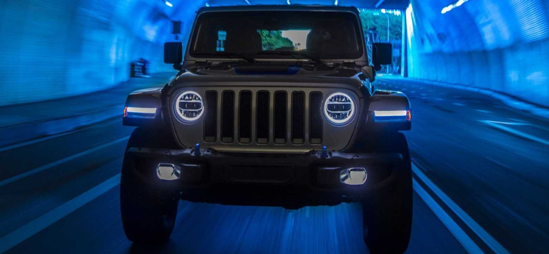 Magyarországon a zöld rendszámos új Jeep Wrangler