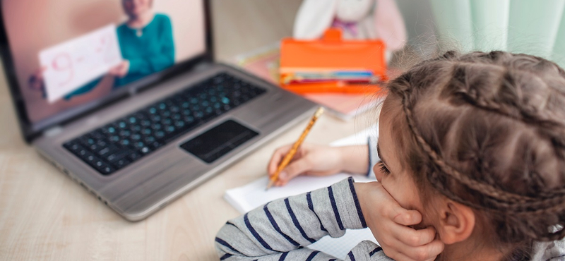 „Tökéletes digitális oktatatást lehet csinálni akár eszköz nélkül is”