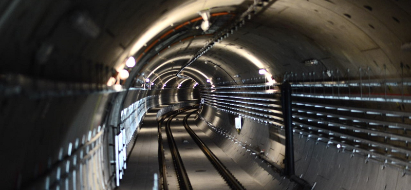 Súlyos hiba: túlfutott a 4-es metró