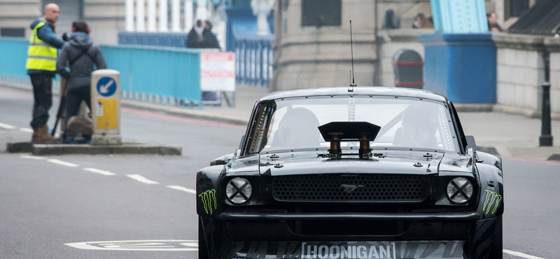 Ken Block most épp Londont drifteli szét – videó