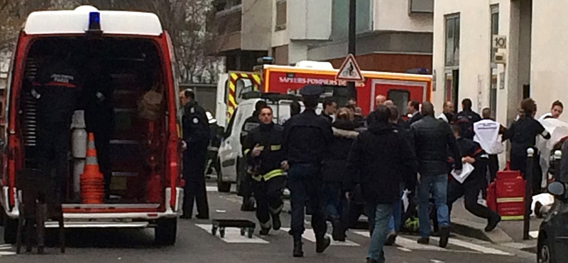 12 embert lőttek agyon egy francia vicclap szerkesztőségében