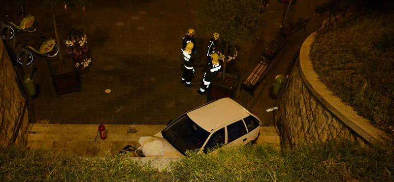 Fotó: Lezuhant a hétvégén egy autó a Ferdinánd hídról